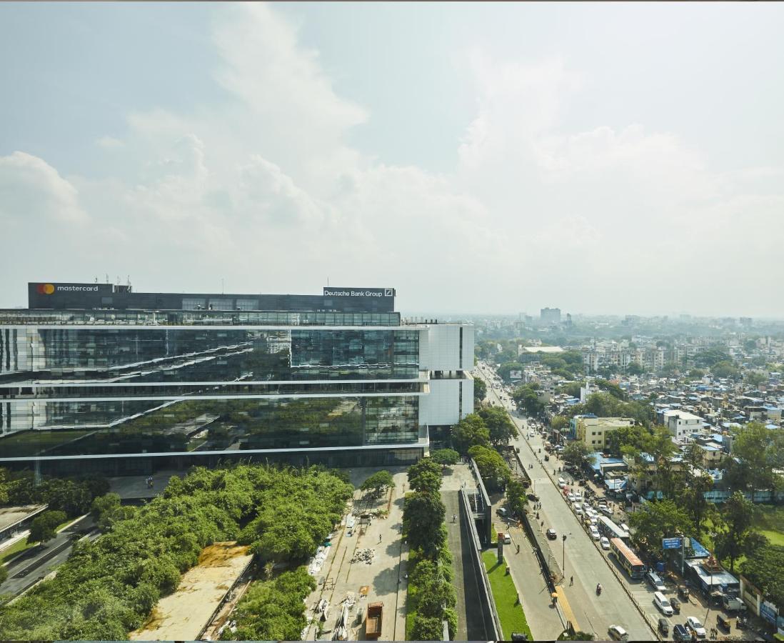 The Ritz-Carlton, Pune Hotel Exterior photo